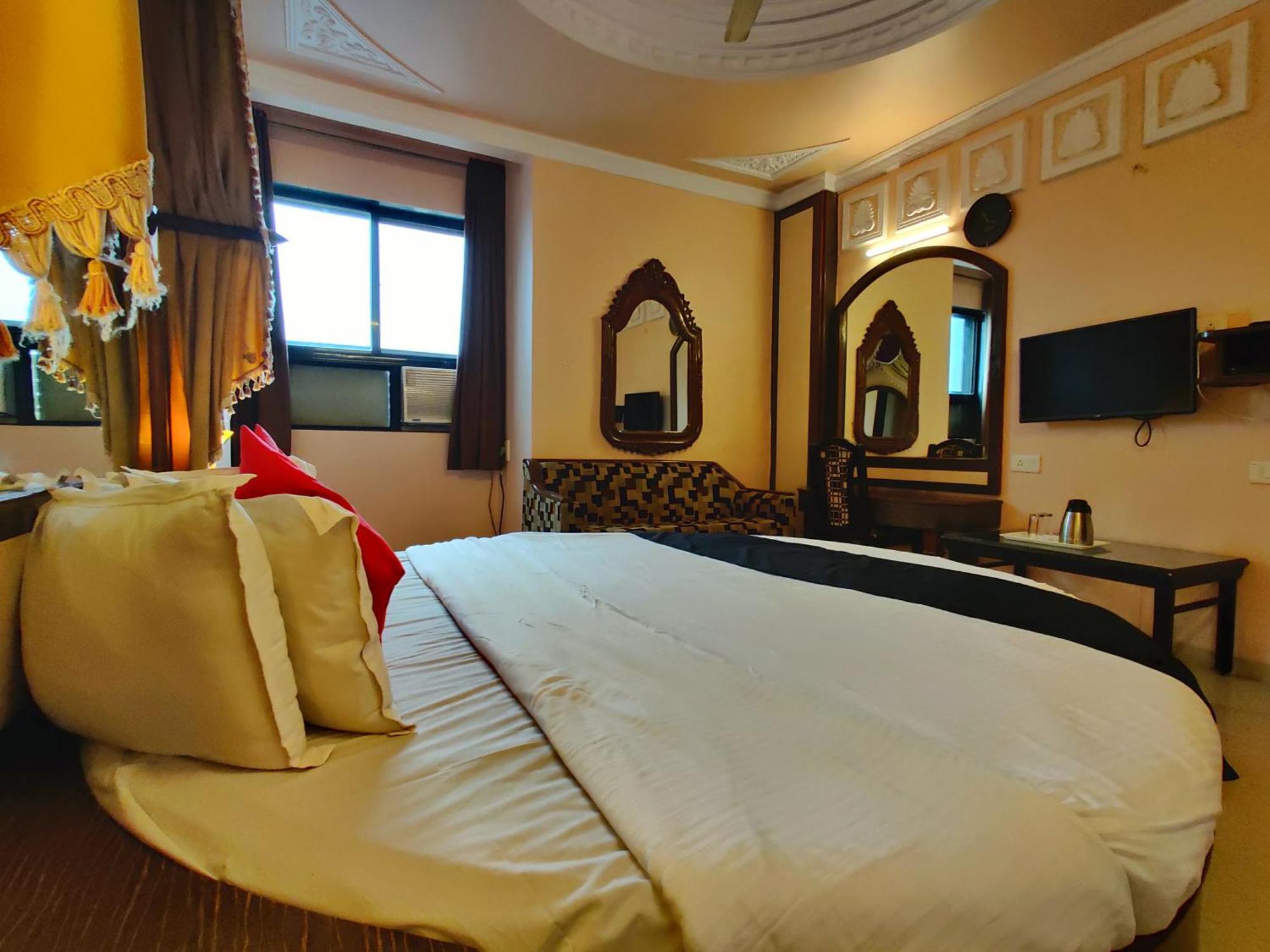 Hotel Pratap Heritage Mahābaleshwar Eksteriør bilde